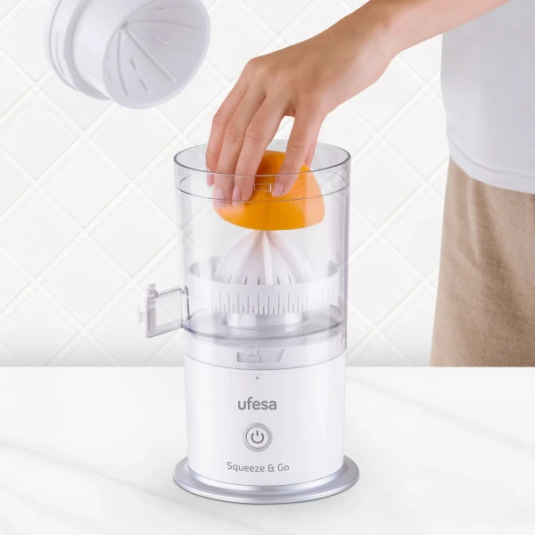 Ufesa Cediljka za citruse Ufesa Squeeze&Go/punjivi/snaga 45W/beli