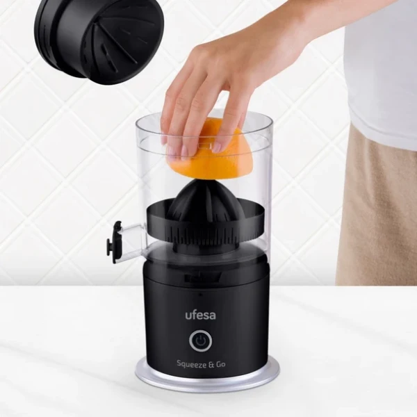 Ufesa Cediljka za citruse Ufesa Squeeze&Go/punjivi/snaga 45W/crni