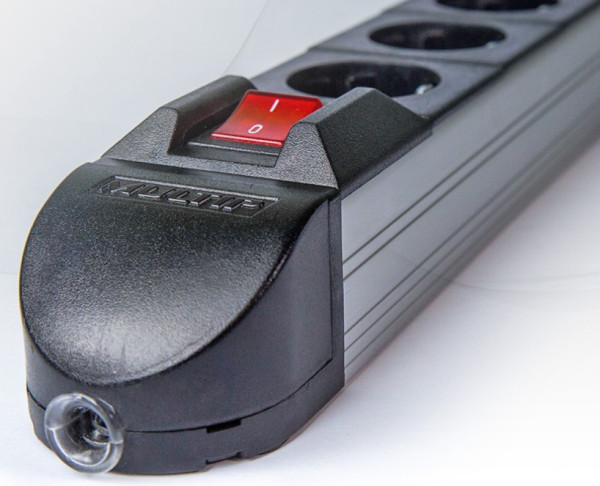 Multip Produžni kabl Multip 1001066 sa 6 utičnica/prekidač/10m