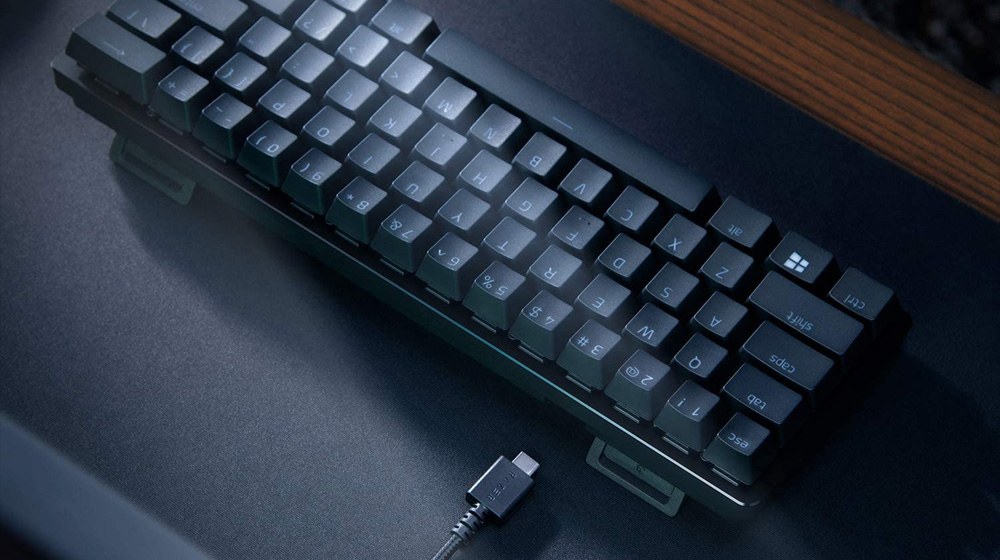RAZER Huntsman Mini 60% Opto-Gaming Keyboard (Linear Red Switch) - FRML