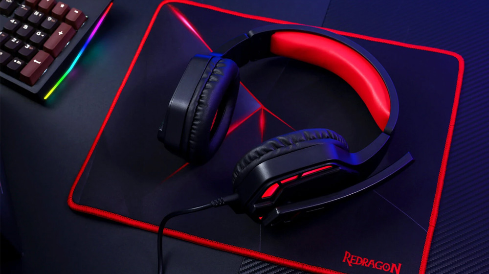 Redragon Themis H220 Gaming Headset with adapter