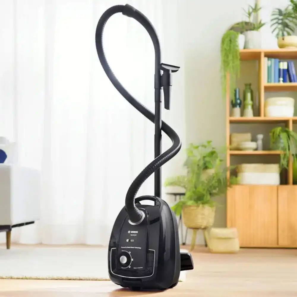 Bosch Usisivač Bosch BGB38BA1/snaga 600W/sa kesom/crni