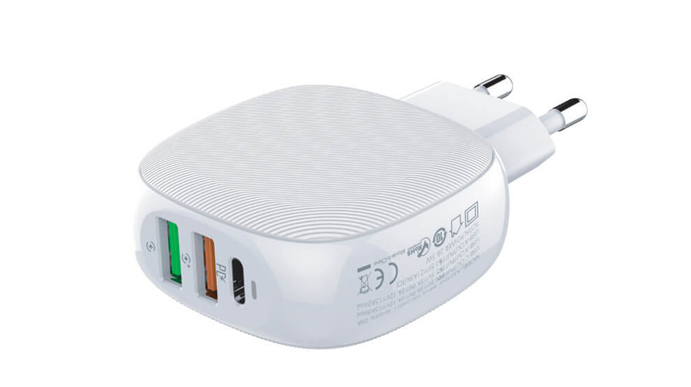 MOYE Voltaic USB Charger PD Type-C QC 3.0 28.5W White